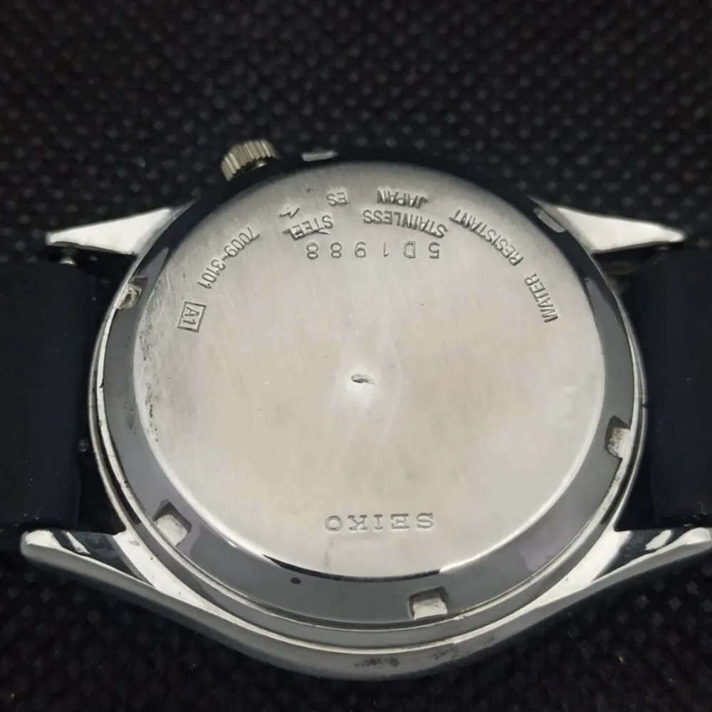 Vintage Automatic 70s Seiko 5 Mens Disney Blue Watch W/ Rubber Strap & Day Date - Picture 8 of 9